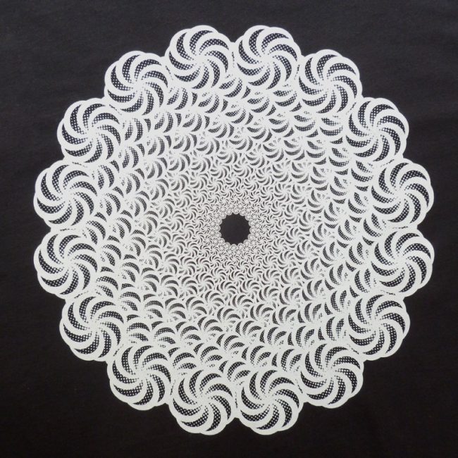white vortex accento black tshirt detail 2