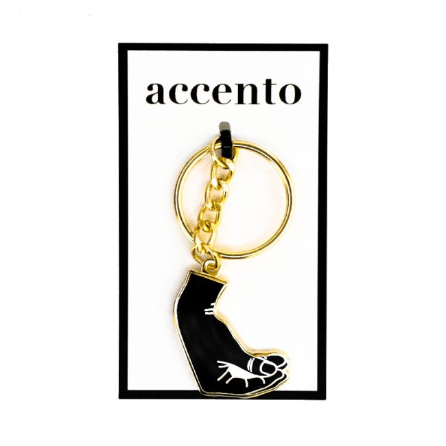 accento gold keychain packaging