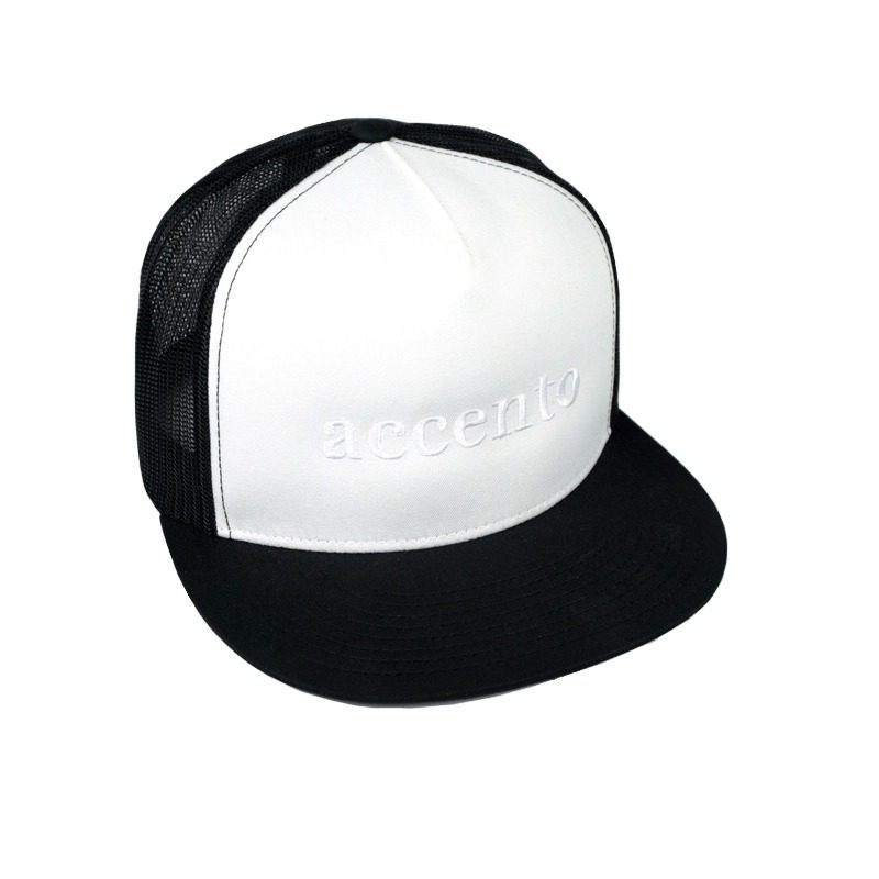 trucker accento white hat side